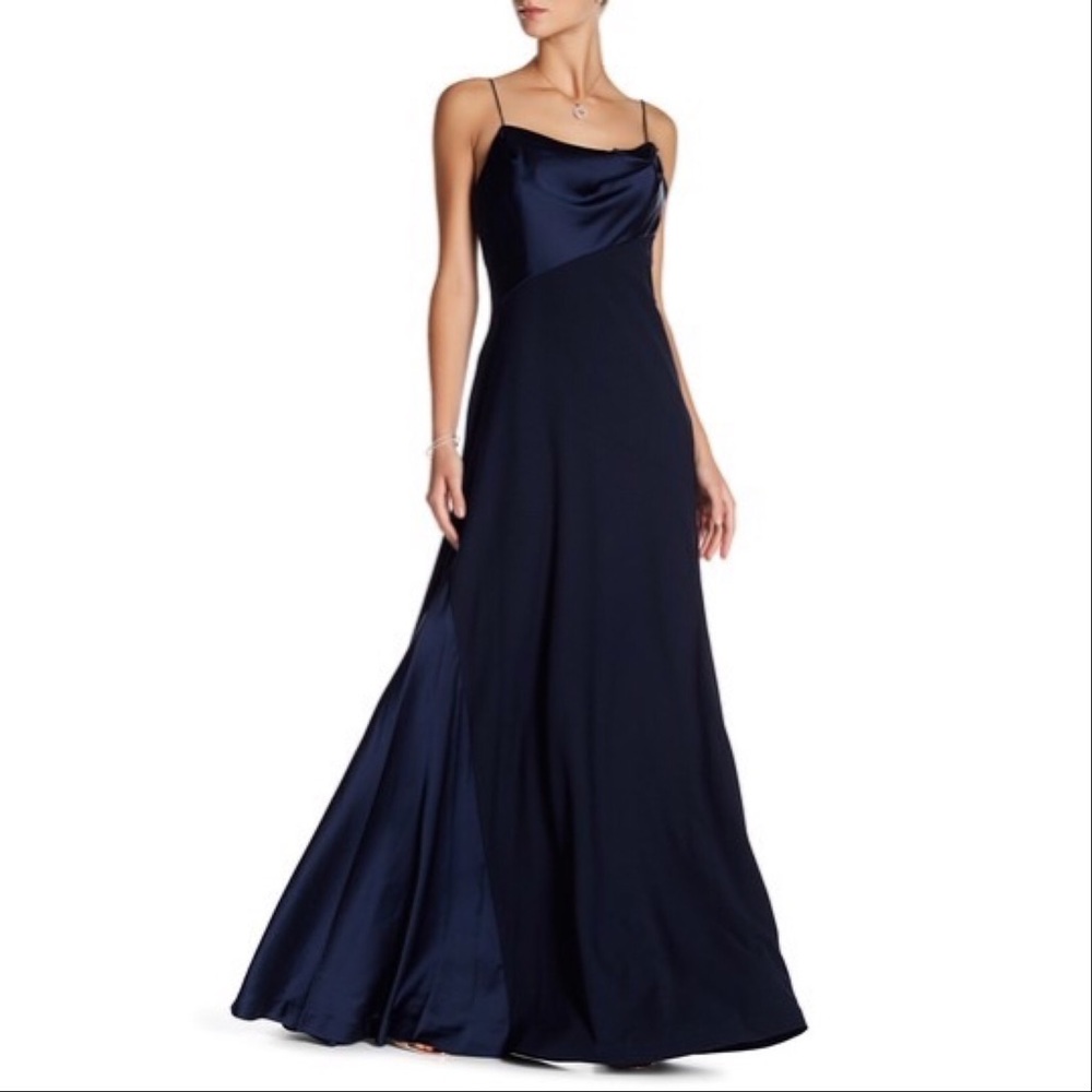 🆕| NWT | Vera Wang | Sleeveless Slip Gown | Size6